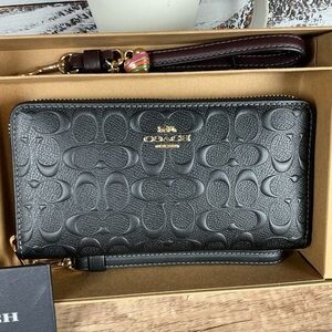 Coach Boxed Black Gold Signature Embossed Long Zip Around Wallet Gift Holidays‎